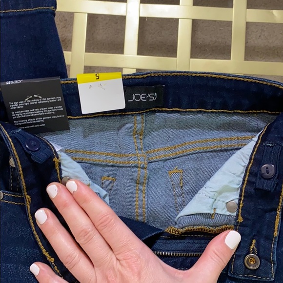 Joe’s Jeans The Brixton Straight and Narrow - Picture 8 of 8